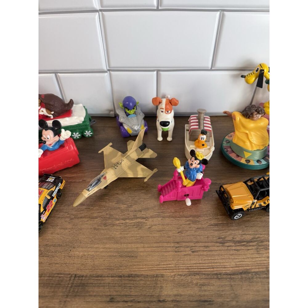 Lot of 17 Mini Toys and some are Vintage! - Picture 6 of 7